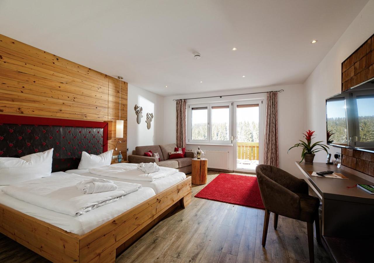 Hotel Thaelerhaeusle Furtwangen Esterno foto