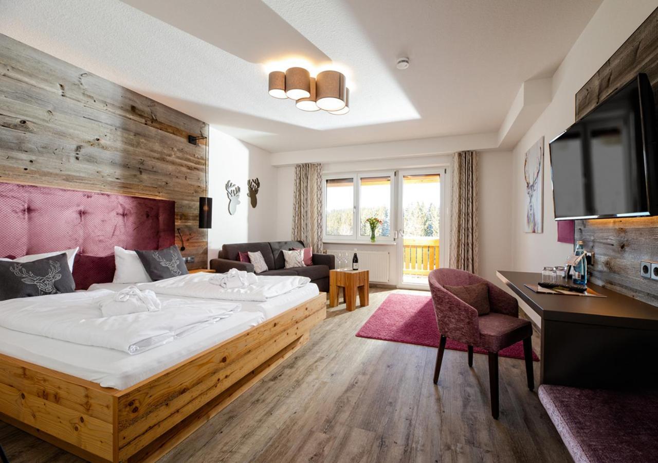 Hotel Thaelerhaeusle Furtwangen Esterno foto