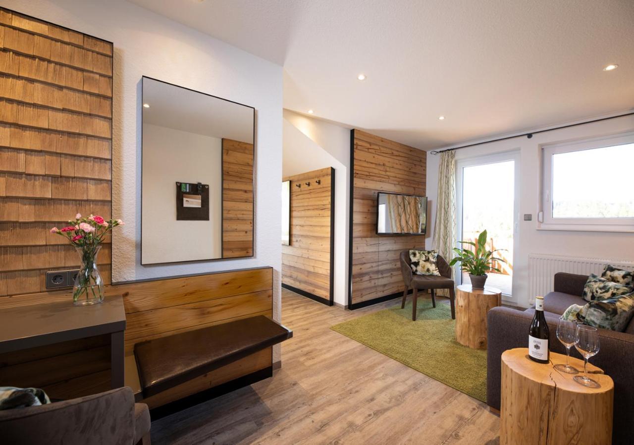 Hotel Thaelerhaeusle Furtwangen Esterno foto